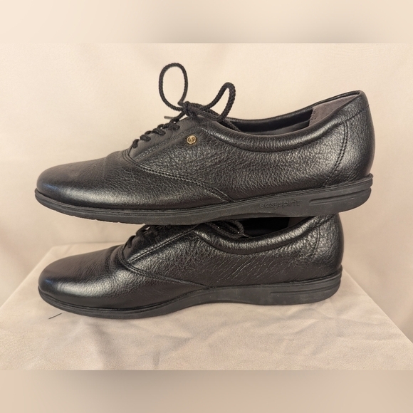 SALE 💰' Easy Spirit Antigravity size 8 leather tie shoes never worn - Picture 6 of 8